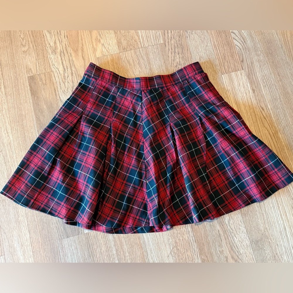 H&M Black And Red Plaid Pleated‎ Skirt  Sz 6 Preppy Grunge Alternative Y2K
